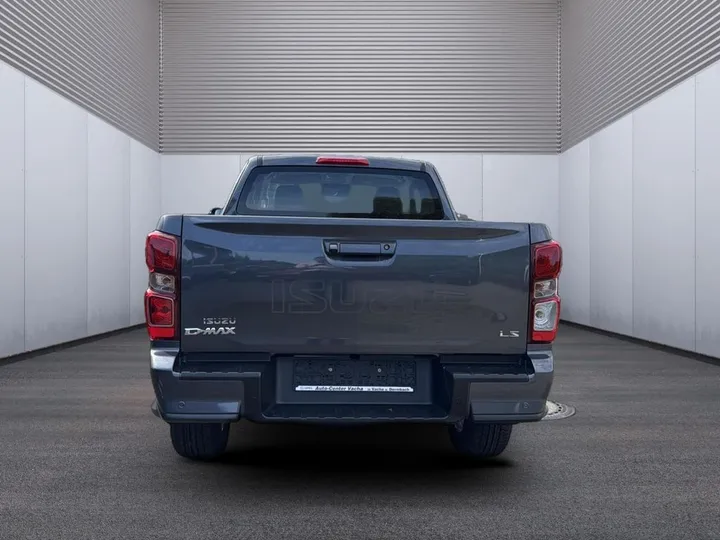 Isuzu D-Max
