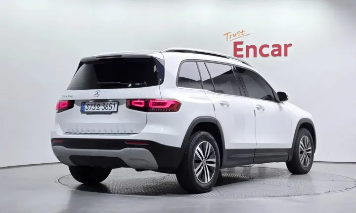 Mercedes-Benz GLB-Class