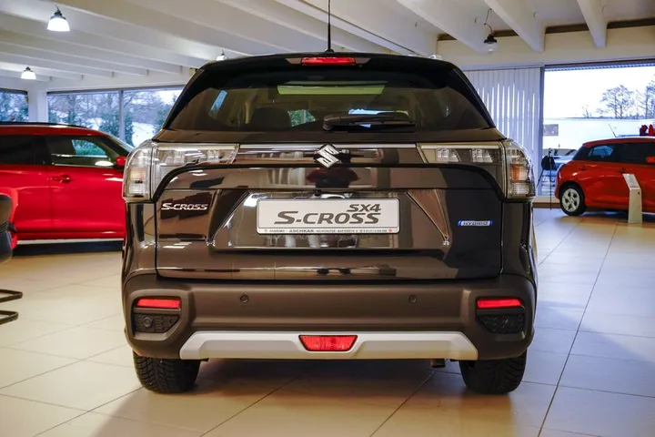 Suzuki (SX4) S-Cross