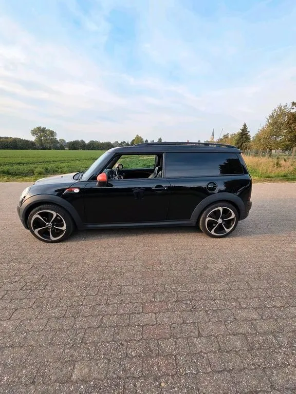 MINI Cooper S Clubman
