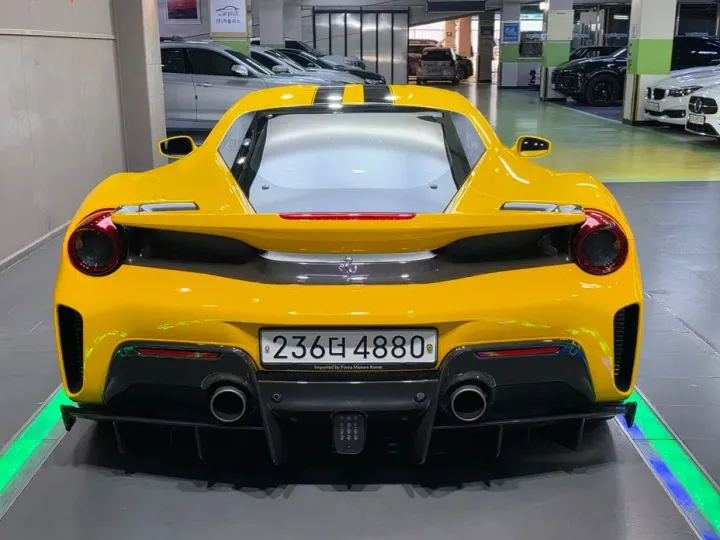 Ferrari 488