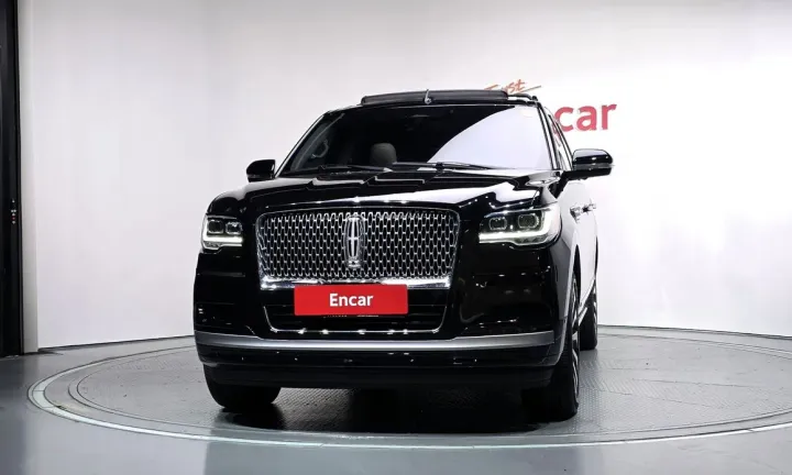 Lincoln Navigator