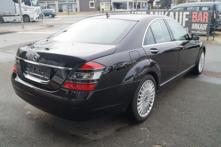 Mercedes-Benz S 320