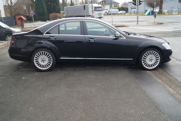 Mercedes-Benz S 320