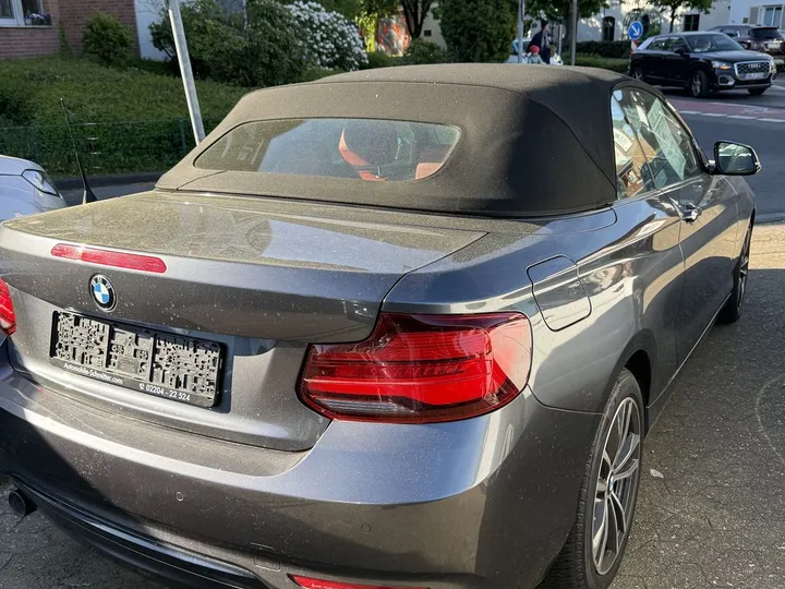 BMW 218