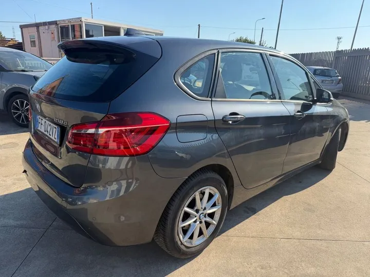 BMW 220