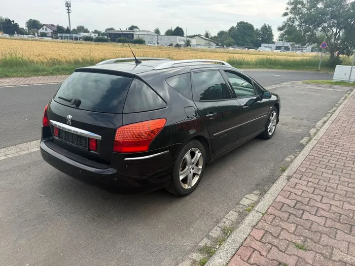 Peugeot 407