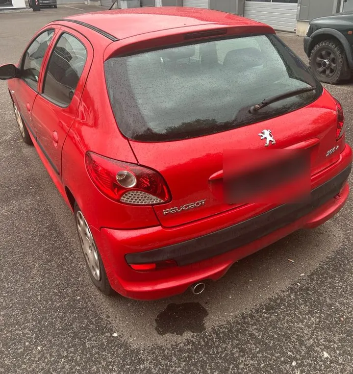 Peugeot 206