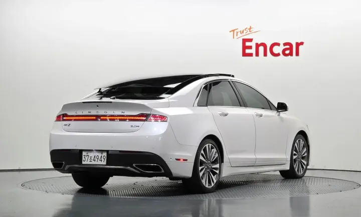 Lincoln MKZ