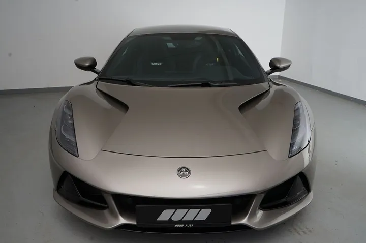 Lotus Emira