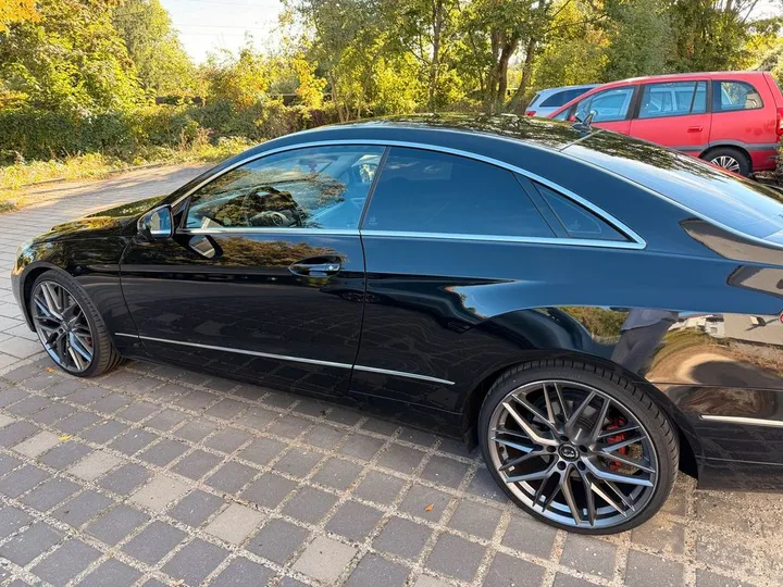 Mercedes-Benz E 350