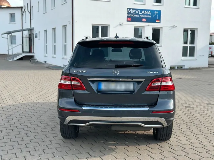 Mercedes-Benz ML 350