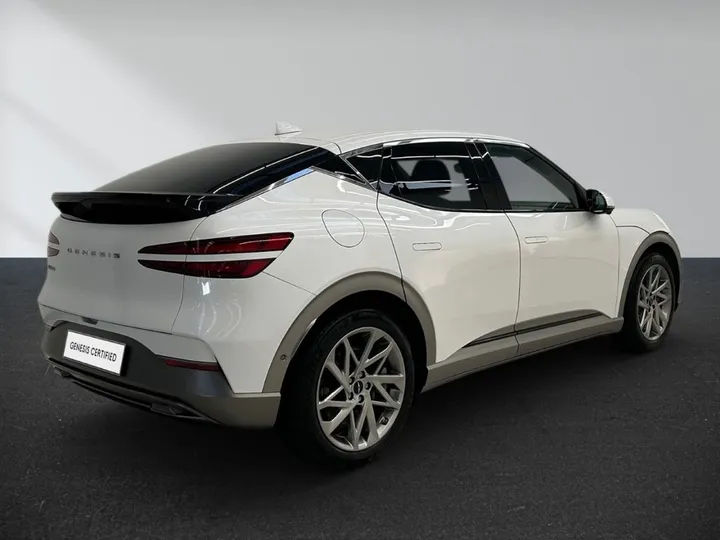 Genesis GV60