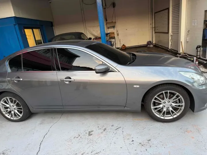 Infiniti G