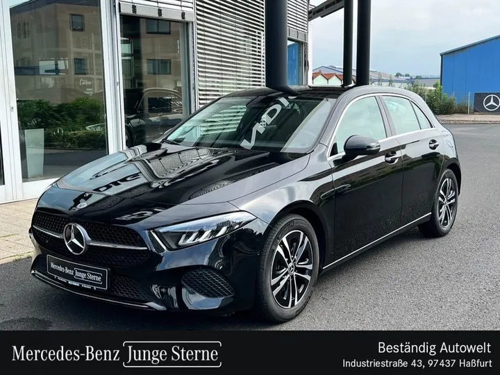 Mercedes-Benz A 220
