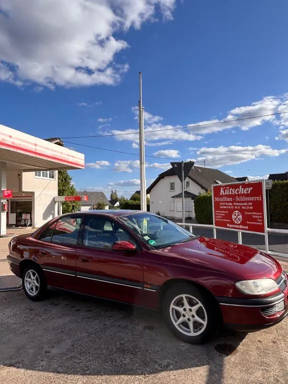 Opel Omega