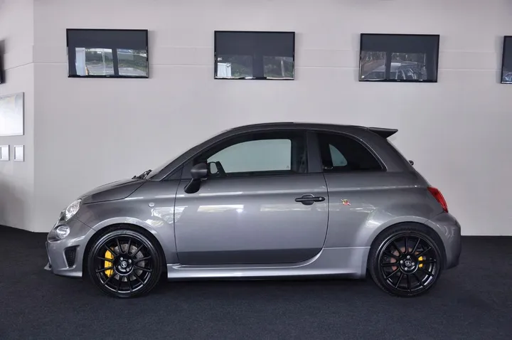 Abarth 695