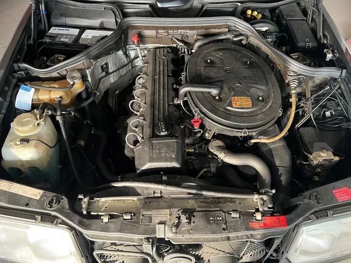 Mercedes-Benz 300