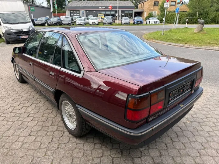 Opel Senator