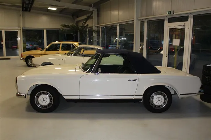 Mercedes-Benz 280
