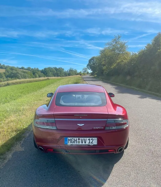 Aston Martin Rapide