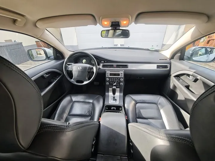 Volvo XC70