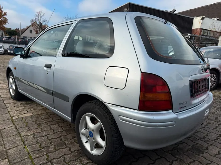 Toyota Starlet