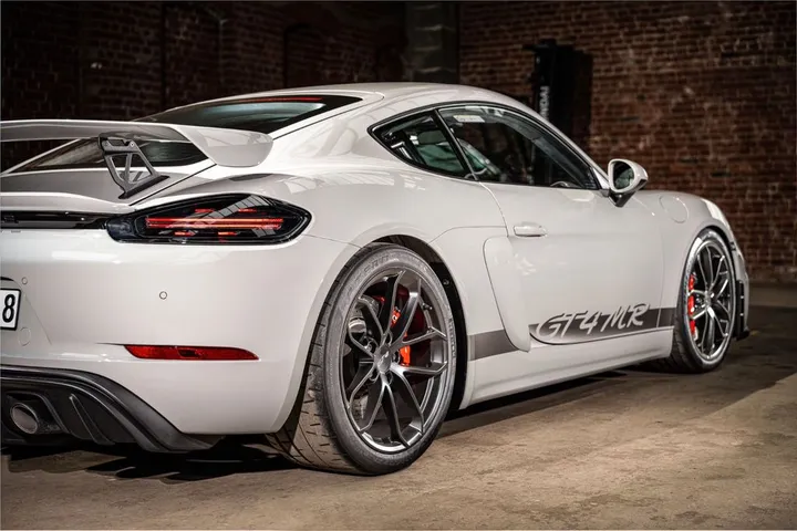 Porsche Cayman