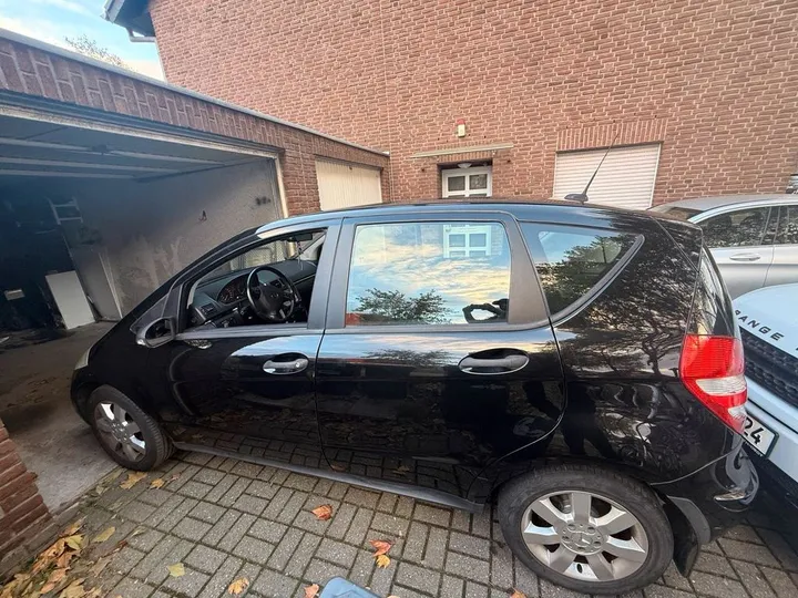 Mercedes-Benz A 170