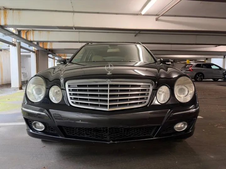 Mercedes-Benz E 280