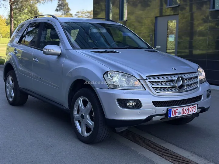 Mercedes-Benz ML 320