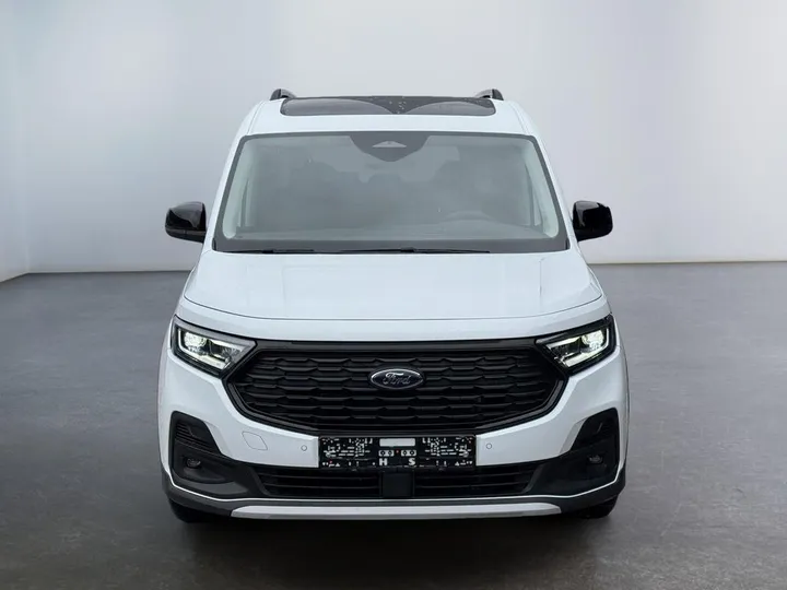 Ford Grand Tourneo