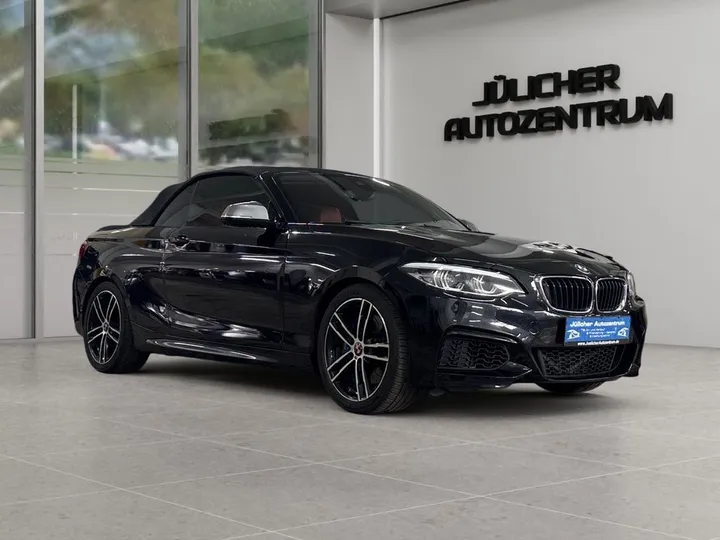 BMW M240i