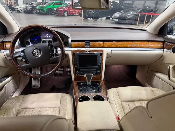 Volkswagen Phaeton