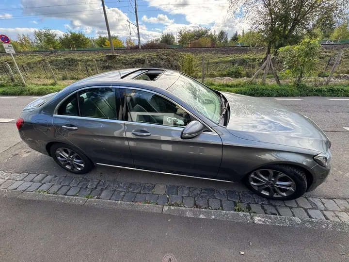 Mercedes-Benz C 180