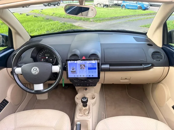 Volkswagen New Beetle