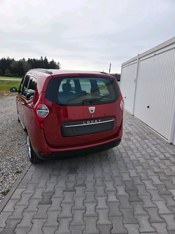 Dacia Lodgy