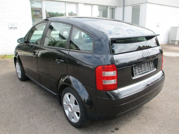 Audi A2