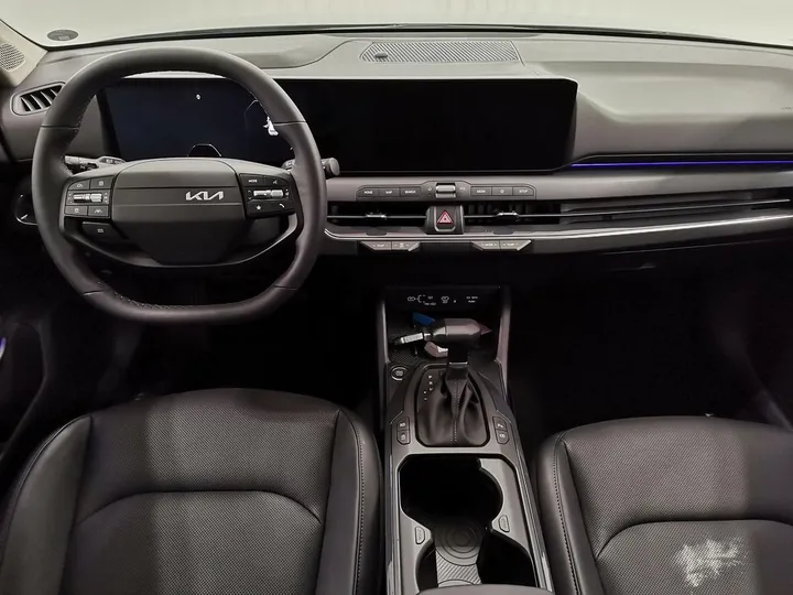 Kia K4