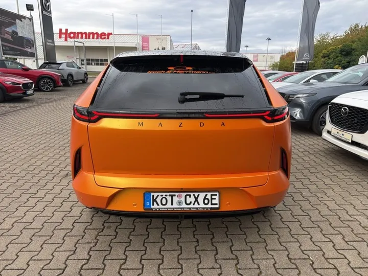 Mazda CX-6e