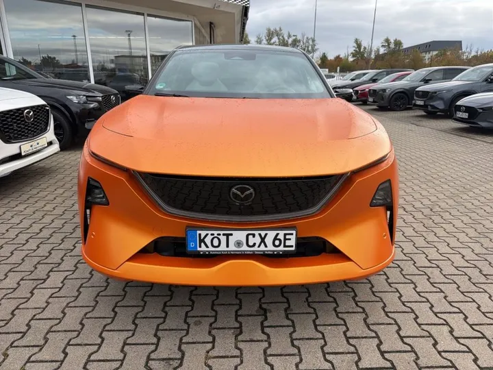 Mazda CX-6e