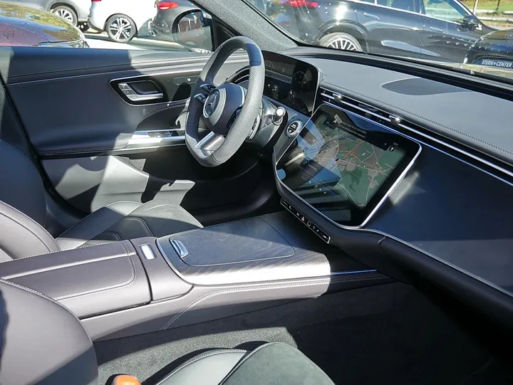 Mercedes-Benz E 200