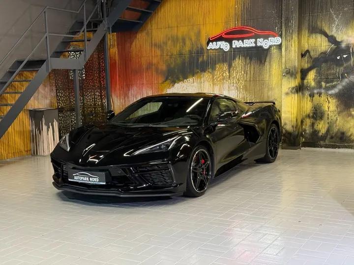 Corvette C8