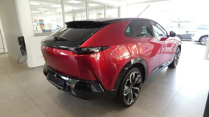 Mazda CX-6e