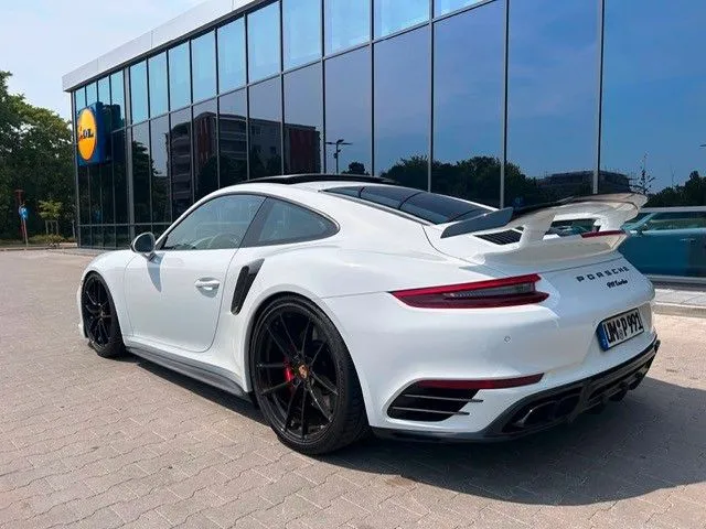 Porsche 991
