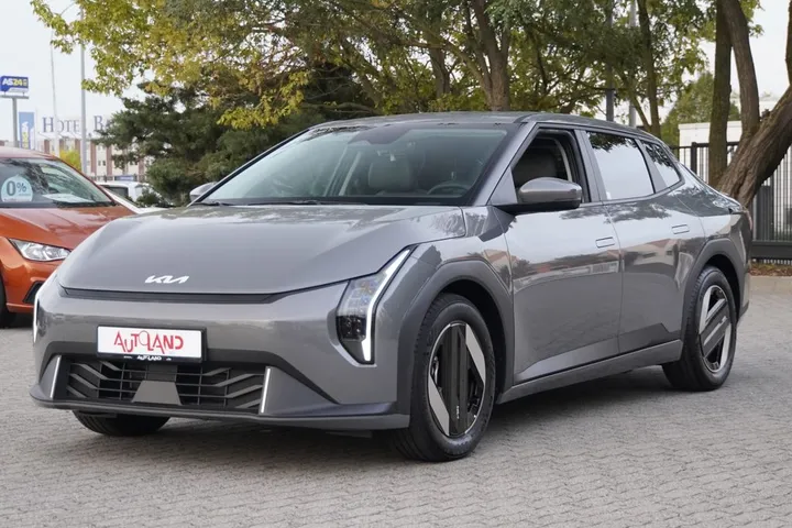 Kia EV4