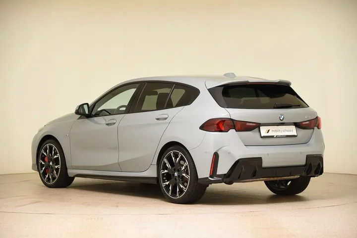BMW 123
