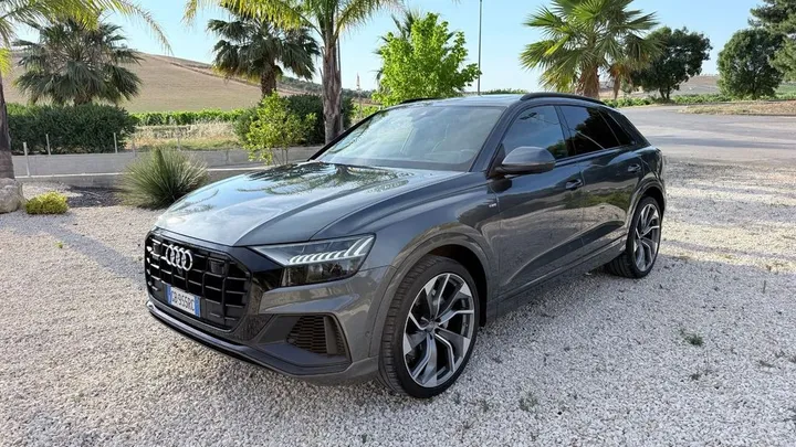 Audi Q8