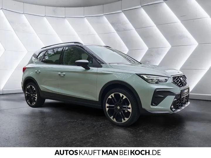 Seat Arona