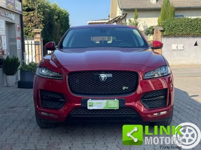 Jaguar F-Pace